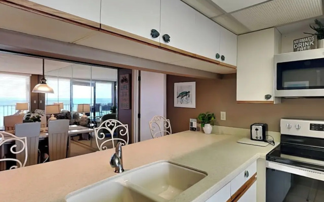 Edgewater Tower II #803