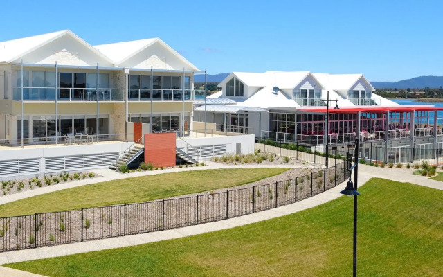 York Cove Hotel