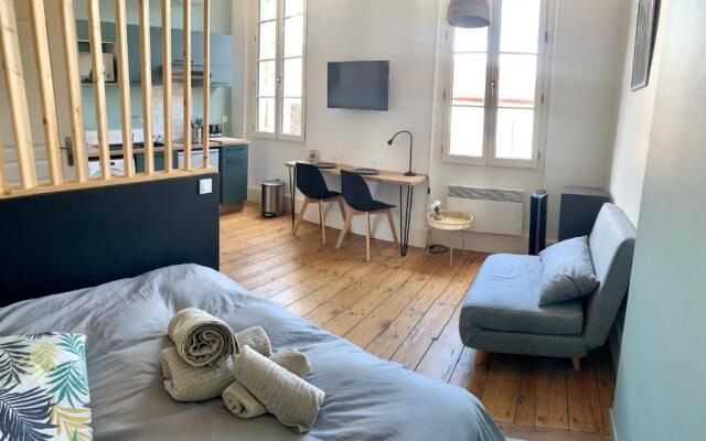 LE DUMON 4 - Studio NEUF LUMINEUX CALME - WiFi - GARE 200m