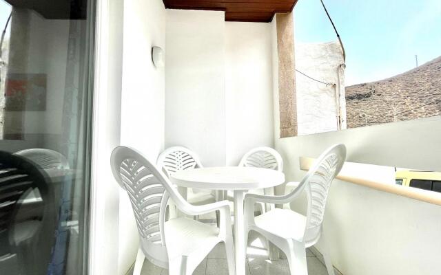 Two bedroom a few meters from Tamaduste beach