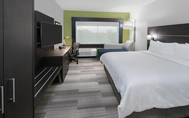 Holiday Inn Express & Suites Bryan - College Station by IHG
