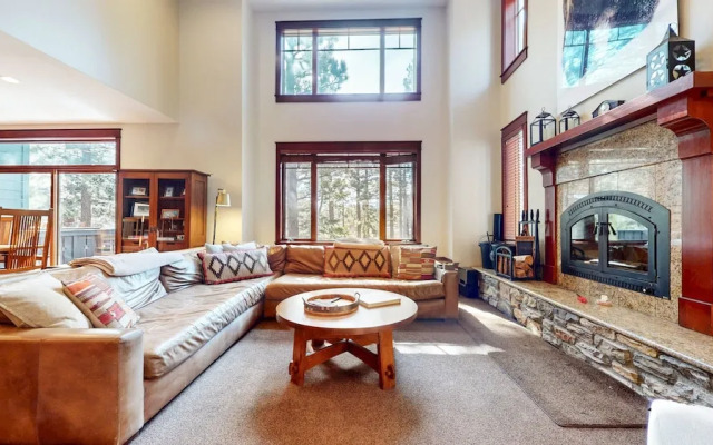 Timbers #2 4 Bedroom Townhouse