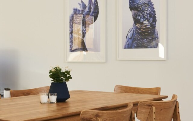 Spacious and Bright 1 Bedroom Apartment