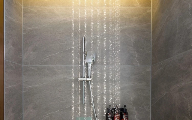 Model J Hotel Jakarta Soekarno Hatta Airport