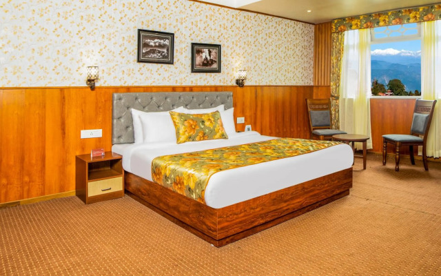 Summit Oakden Resort Mall Road