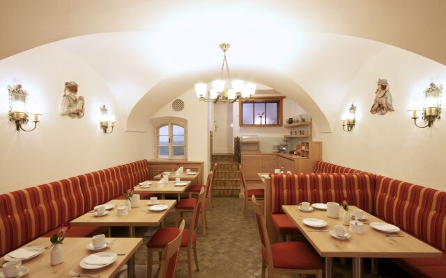 Hotel Krone 1512