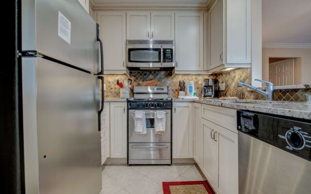 Woodbine Villas 51 by Vtrips