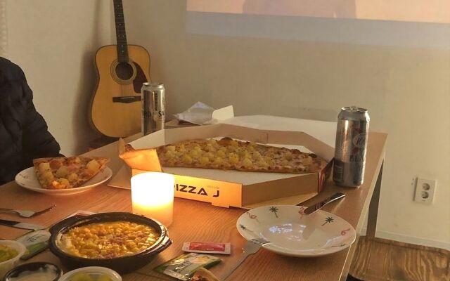 ZIBRO H guesthouse