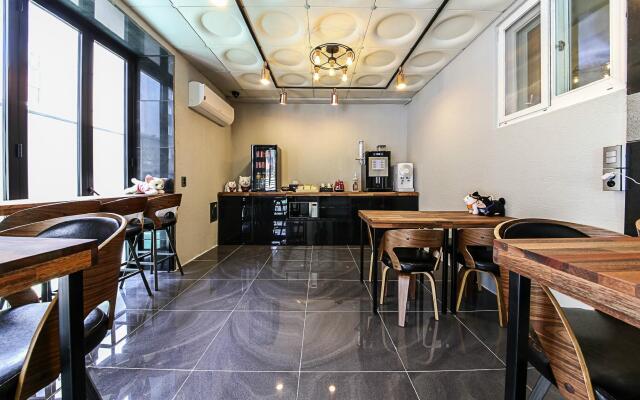 Haeundae WA Hotel