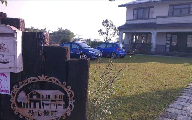 Stock Market B&B