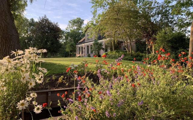 Spectacular Farmhouse with Terrace, Garden, Parking, Parasol