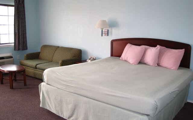 Pinn Road Inn and Suites
