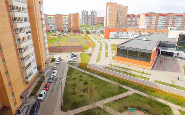 Apartments on Molokova street 8