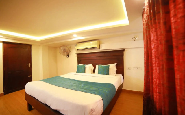 OYO 7771 ERN station