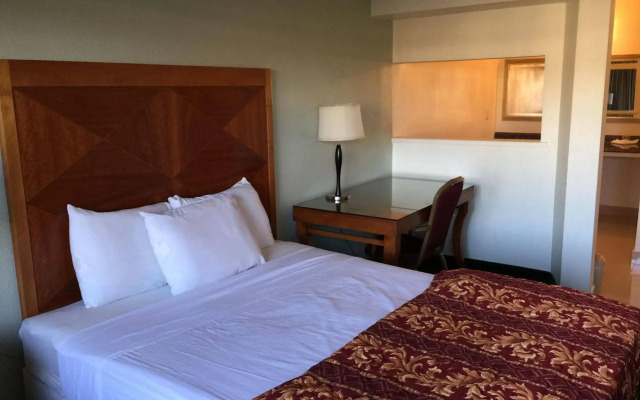 M Motel