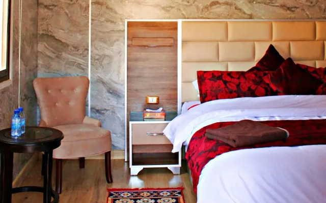 Seven Wonders Luxury Camp