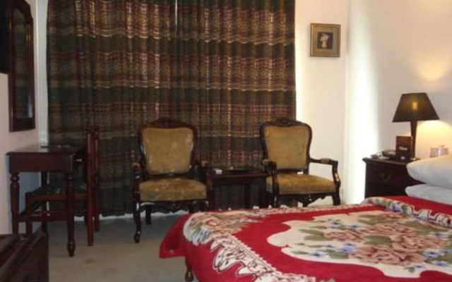 Shelton Guest House