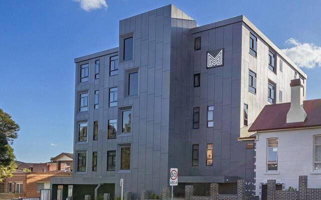 Gladius Hotel & Suites