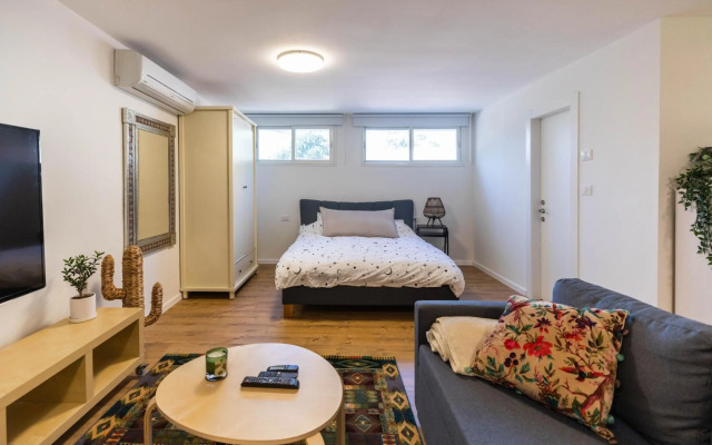 Sheba-Shik apartment, Tel hashomer שיבא-שיק, תל השומר,דירת סטודיו מקסימה!