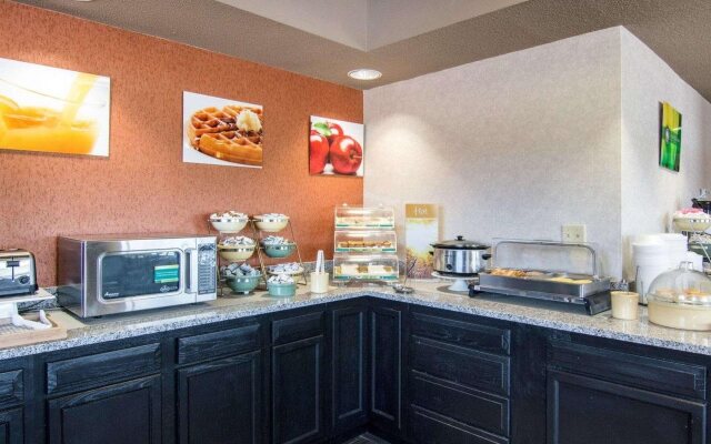 Quality Inn near Parc Natchitoches