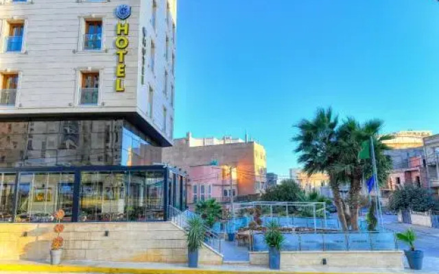 MF Hotel Oran