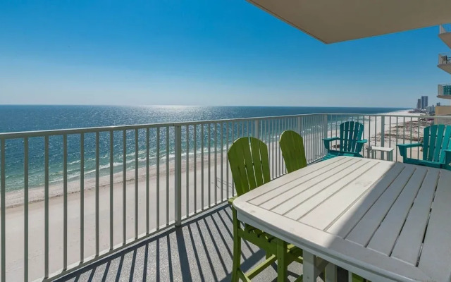 Seawind 809 3 Bedroom Condo