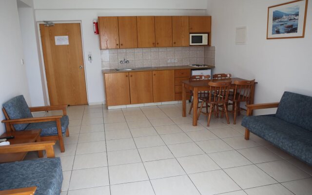 Maistrali Hotel Apts