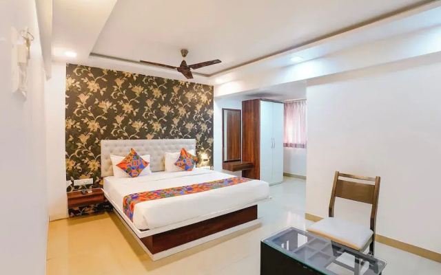 Fabhotel Arsh Executive Inn