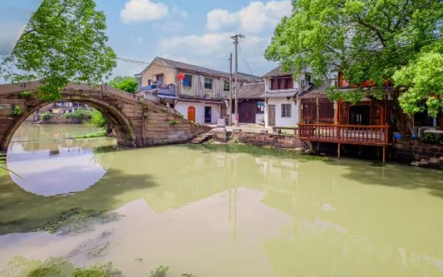 Nanzha Fuchang Bridge Family Vacation Homestay (Wuzhen Scenic Area Branch)