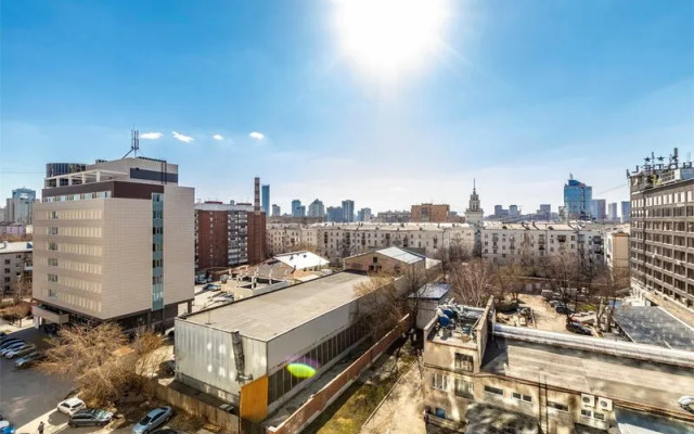 Апартаменты БиГест на ул. Азина, д. 22/2