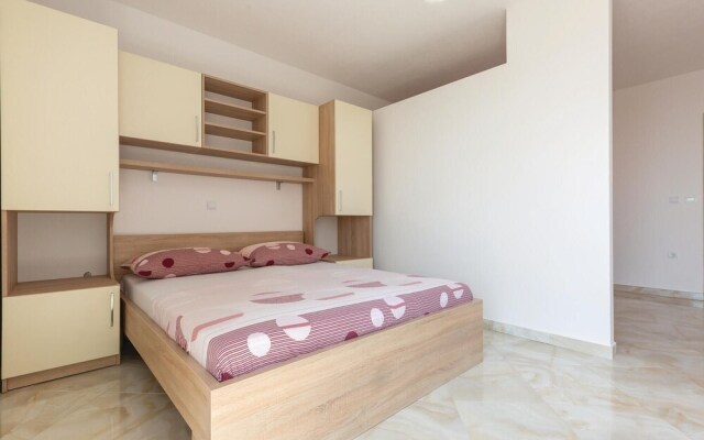 Nice Home in Krvavica With Wifi and 1 Bedrooms