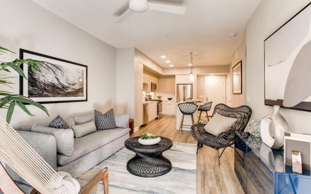 Pacific Beach Luxury Suites by Barsala