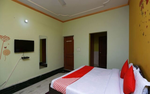 OYO 11752 Hotel Sun Palace Residency