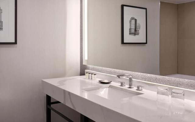 Sheraton Parkway Toronto North Hotel & Suites