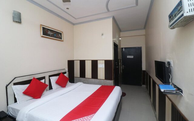 Hotel Taj Heaven By OYO Rooms