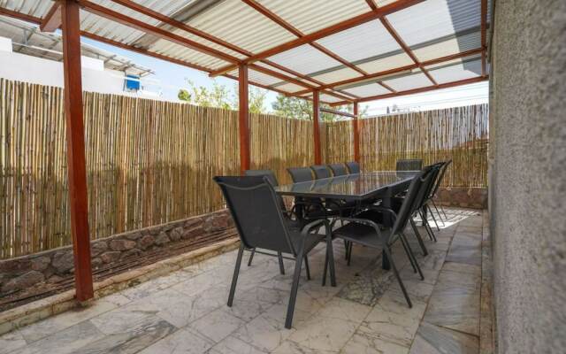 YalaRent Green Garden Villa Private Pool