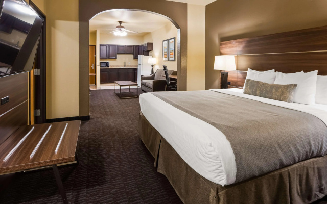 Best Western Plus Hill Country Suites