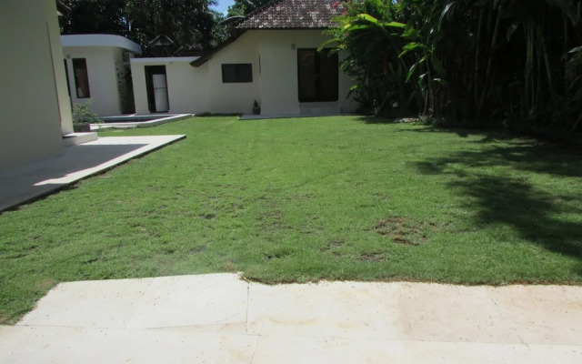 Aisha Family Villa