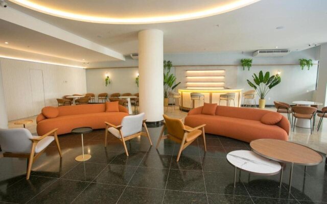 Regency Park Hotel