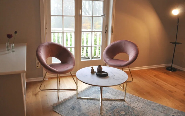 Meinsbur Boutique Hotel