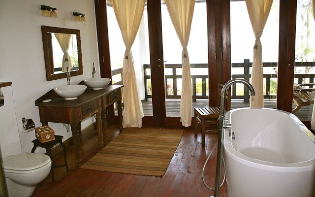 Villa Paradise ON THE Ocean