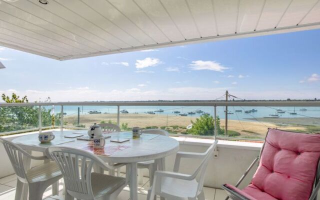 Villa Mer et Sud Neurazy 25091