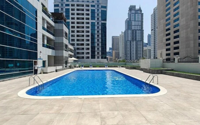 Silk Valley - 1B near Metro and Beach