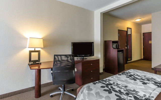 Sleep Inn & Suites Bush Intercontinental - IAH East