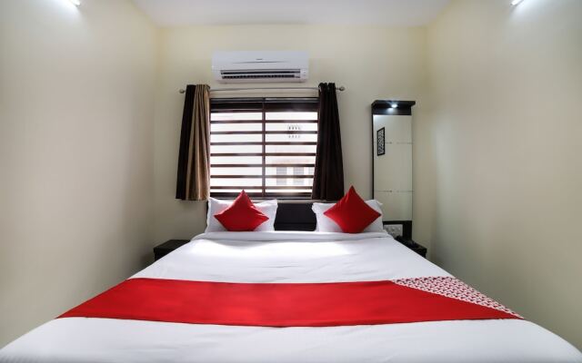 OYO 46244 Daze Off Studio House