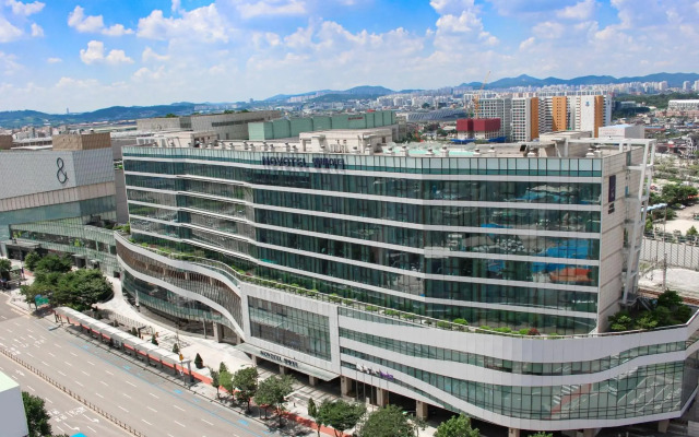 Novotel Ambassador Suwon