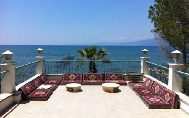 Altin Camp & Park Hotel