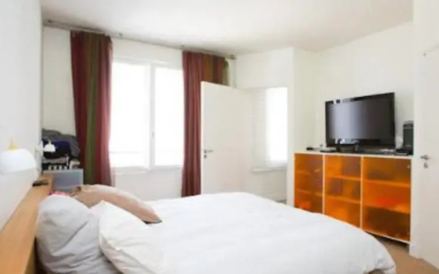 Great Design And Eiffel Tower Flat