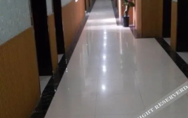 Yugan City Express Hotel