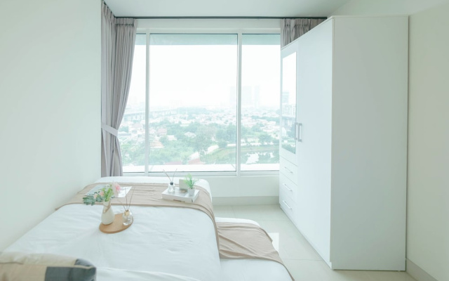 Modern Peach Touch 2Br At Grand Kamala Lagoon Apartment